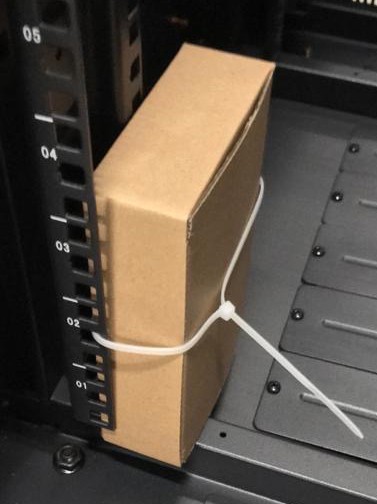 Mobiletto a muro